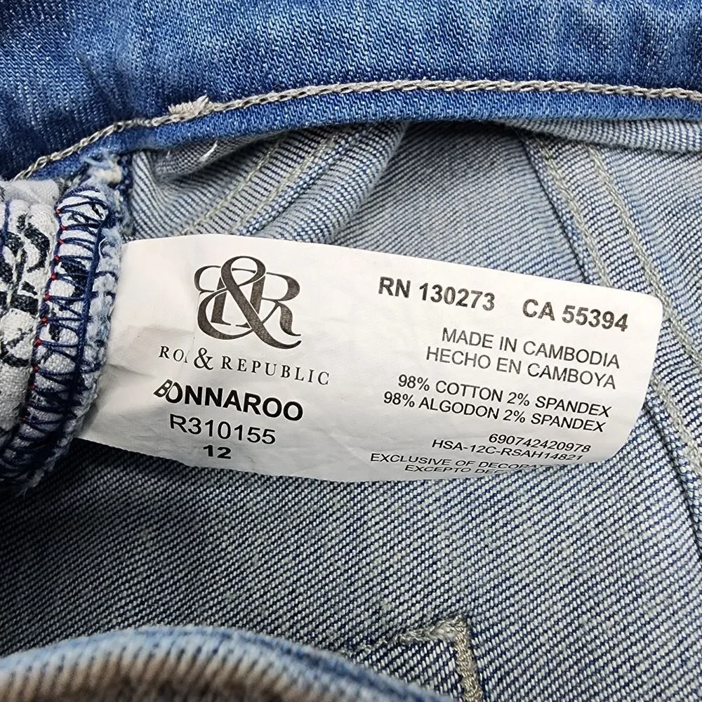 Rock & Republic Shorts Women's 12 Bonnaroo Denim Cut Offs Light Blue‎